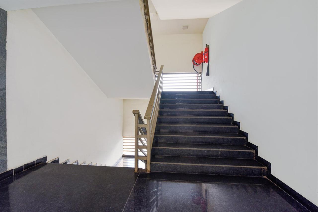 Fabhotel New York Batwa Екстер'єр фото